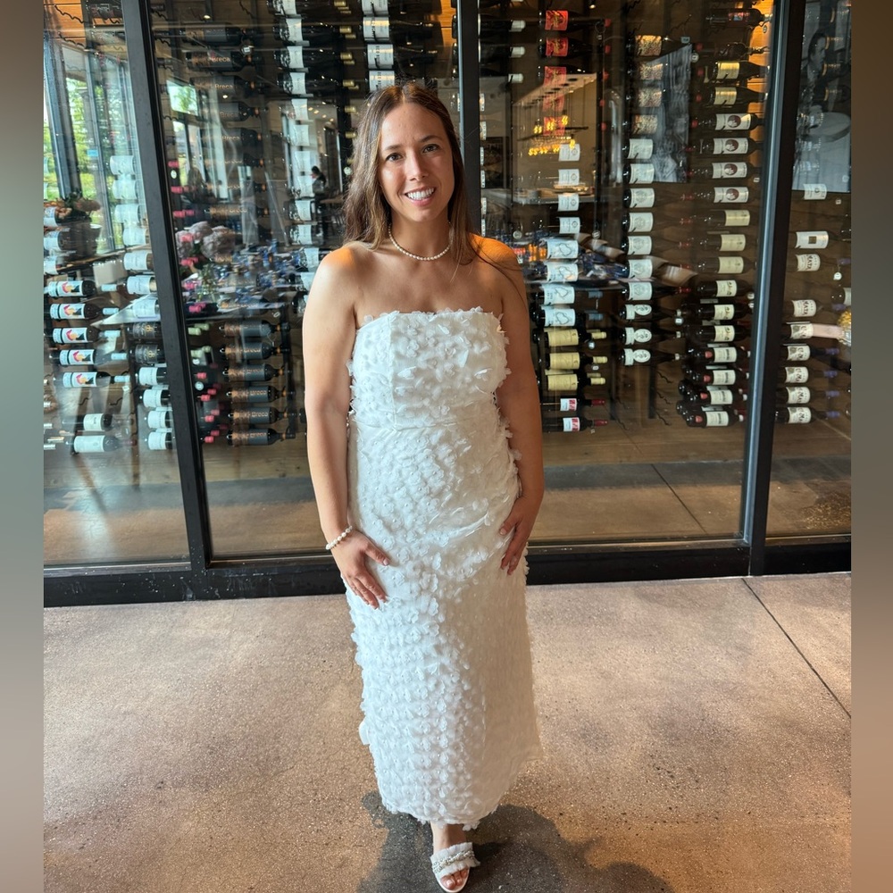 Lulu’s Bridal dress size Medium